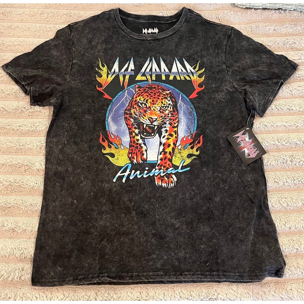 Def Leppard Animal Leopard Graphic Band T-Shirt Acid Wash Black XL NWT